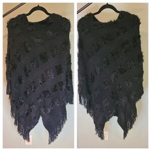 Chic Black Fringed Poncho
